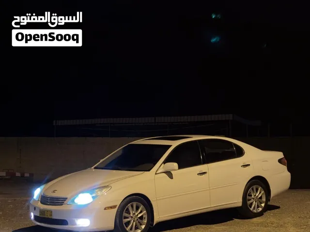 لكسز es330. 2004