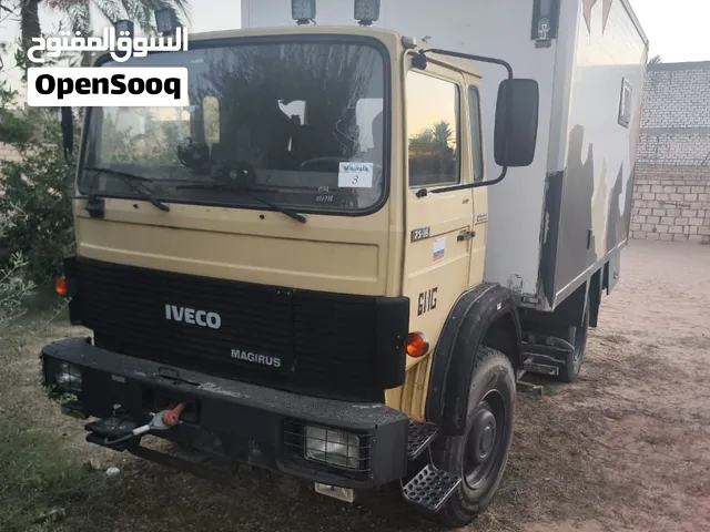 شاحنة افيكو iveco 75-16 دفع رباعي ماشية 38 الف فقط صفار استيراد المانيا فوقها كرفان سكن