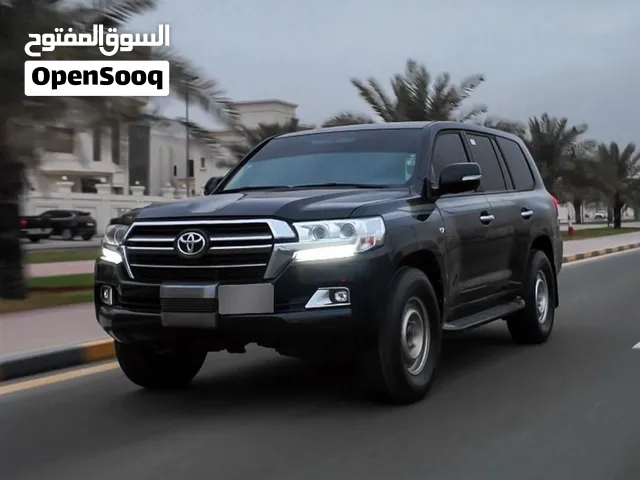 Used Toyota Land Cruiser in Sharjah