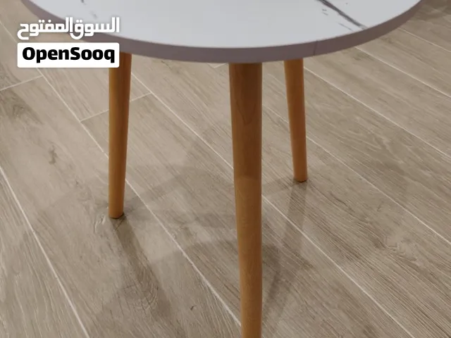 طاولات للتقديم