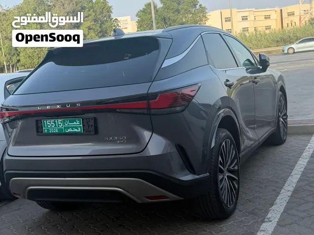 لكزس RX 2023. 350