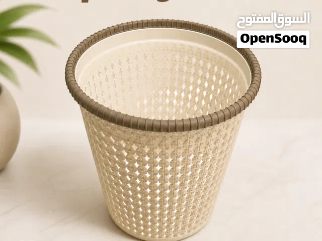 سلات مهملات بلاستيك أنيقة للبيع  جودة ممتازة  5 درهم  الشارقة