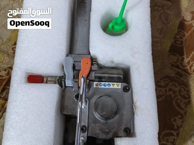 ماكينة التربيط الهوائية (كابسة القيد الهوائية