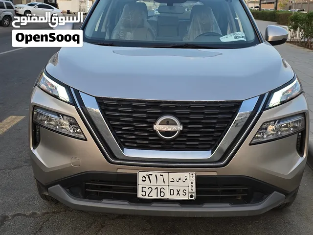 نيسان إكستريل 2025 – S استاندر  شبه جديد  2,121 كم فقط