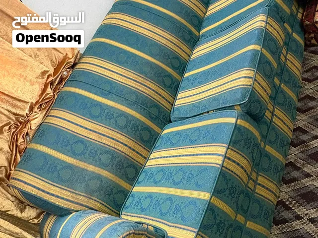 used sofa urgent