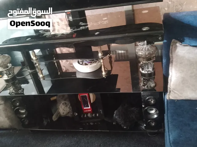طاولة شاشة