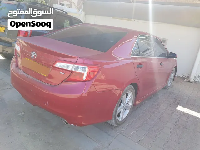 تويوتا كامري 2014 نظيفه و ما عليه كلام افحص وين ما تحب