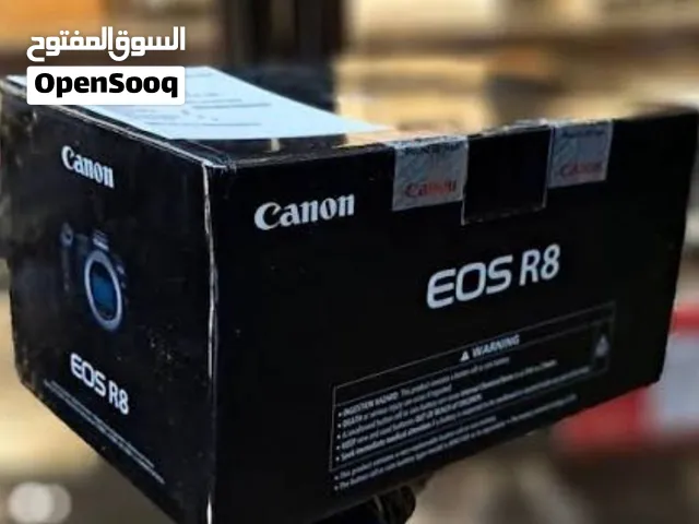 Canon EOS R8 مع عدسة Canon RF 24-105mm