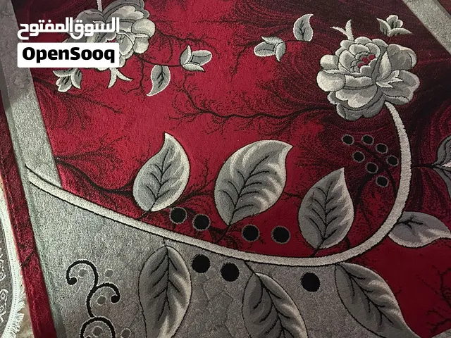 سجادتين تركيات لون احمر صيدا اصلي للبيع بسعر نااار قابل للتفاوض