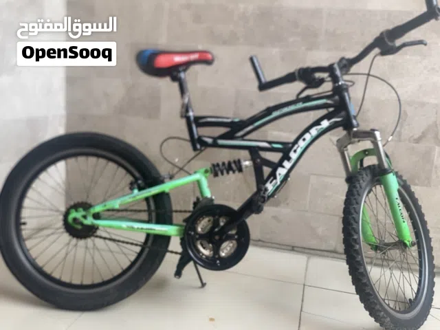 سايكل ماركة Falcon الأصلية ذات جامبينات الوقائية للمطبات وبقاعدة مريحة