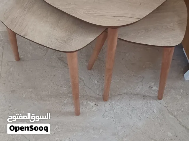 طاولات زوايا