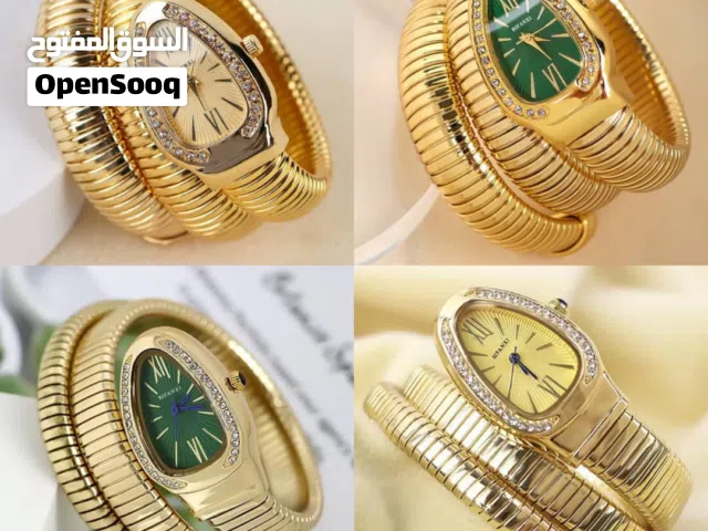 سحر الأنوثة يكتمل مع أيقونة الـ Serpenti.  تصميم يجمع بين مرونة الذهب وفخامة الألماس ليلتف حول مع