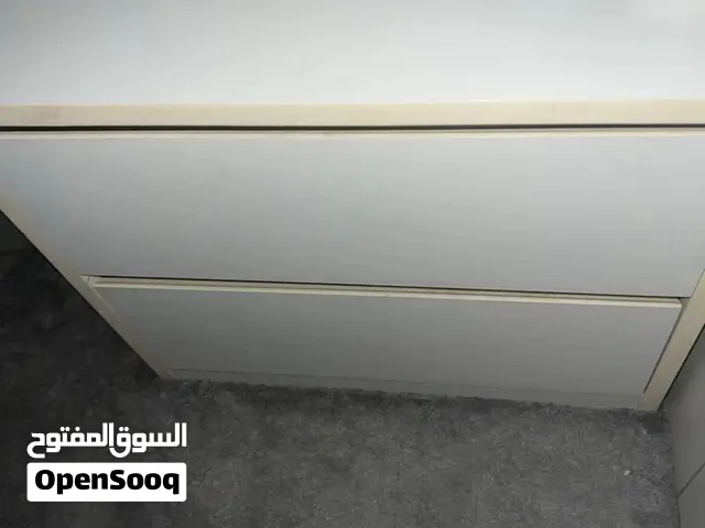 ادراج كومودينة