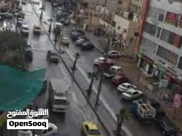 مستودع واسع للايجار مساحة 320م في الزرقاء الجديده..موقع مميز.مدخل خاص -شارع الفلاتر..الاجره سنويه..