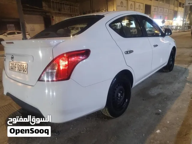 سيارة نيسان سني موديل 2022 للبيع