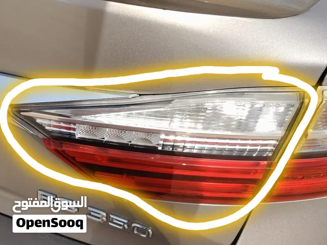 ابحث عن ليت خلفي الجهى اليمنى  LEXUS ES 350 2017 وارد