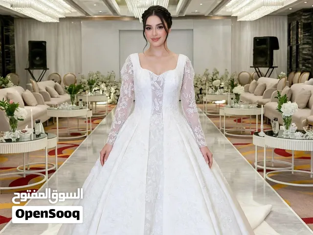 فستان زفاف للبيع