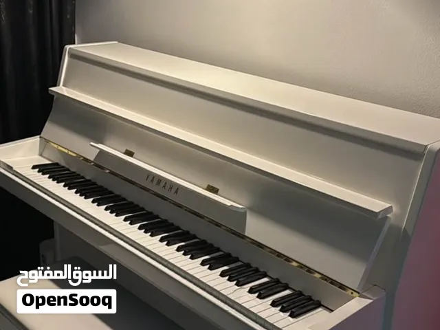 بيانو بحالة ممتازه