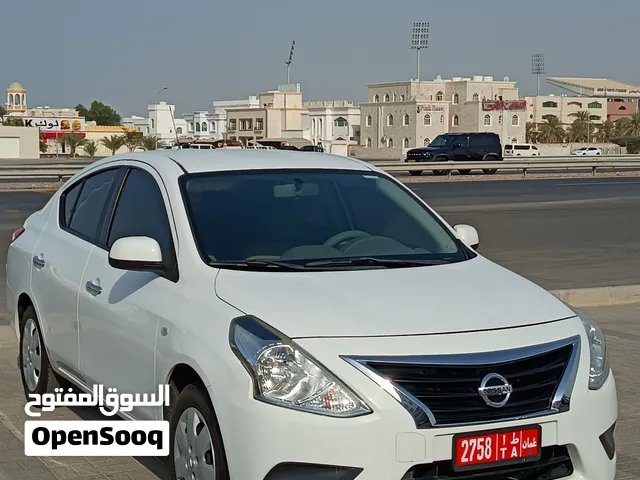 نيسان صني مع تامين شامل للايجار اليومي والاسبوعي والشهري