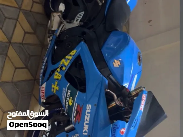 سوزوكي 600