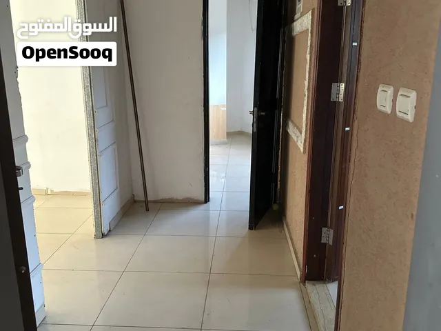 مكتب للاجار او للبيع في نابلس