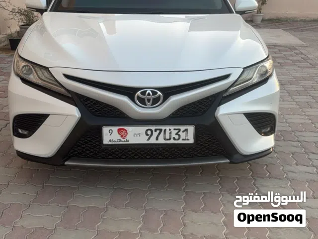 2019 تويوتا كامري Sport