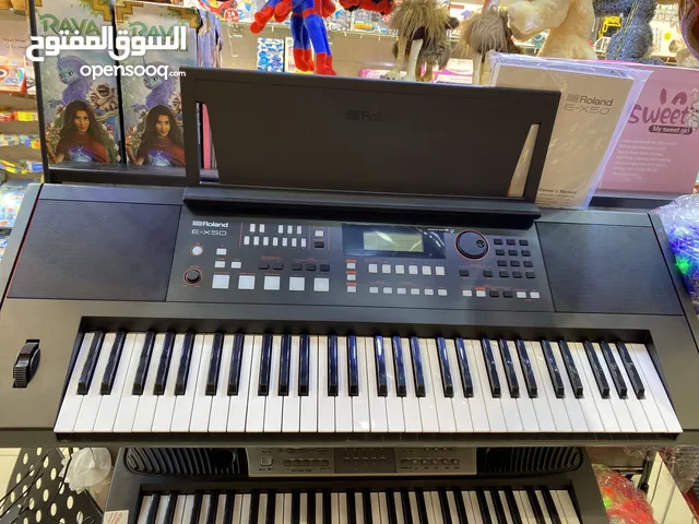 الات موسيقية  اورغات اورغ Roland شرقي غربي جديد احترافي  صوت قوي متوفر فقط باللون الاسود متوفر توصيل