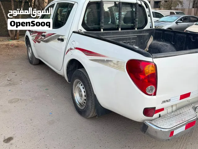 وانيت ميتسوبيشي L200موديل 2014 للبيع