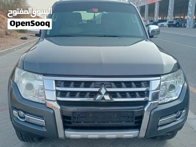 mtsubishi pajero gcc model 2017 in a very good condition for sale