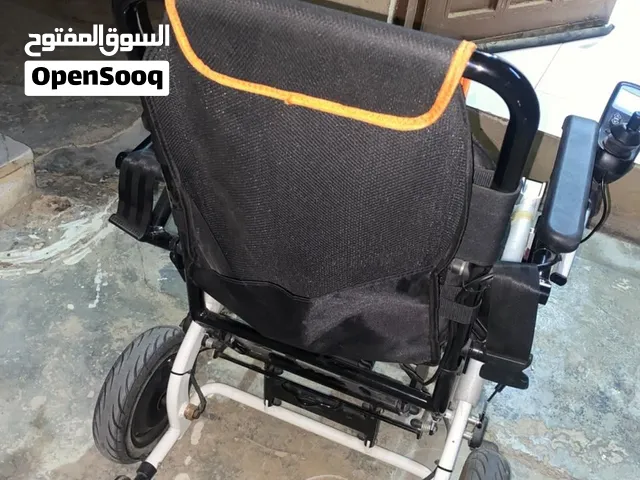 كرسي كهربائي متحرك