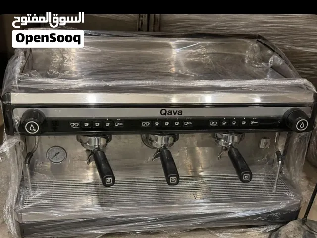 مكينة قهوة إسبريسو تجارية 3 رؤوس QAVA للبيع مكينة قهوة إسبريسو تجارية من Qava ، مناسبة للمقاهي،