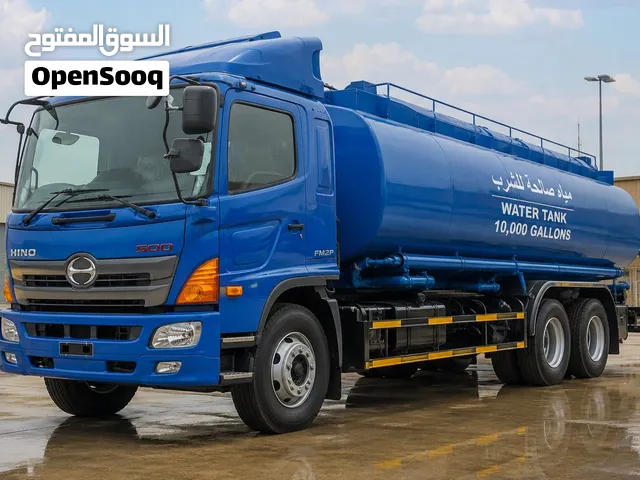 شاحنة نقل المياة ( تنكر )سعة10000جالون للإيجار الشهري أسعار اقل من السوق 10000gallon tanker for rent