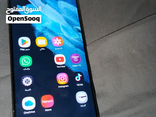 اس21سمامسونج  في حاله جيدا جدا يوجد نقطه بل شاشه مو مثره الي معني يتواصل معي