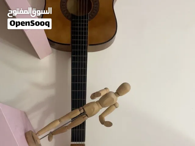 قيتار كبير