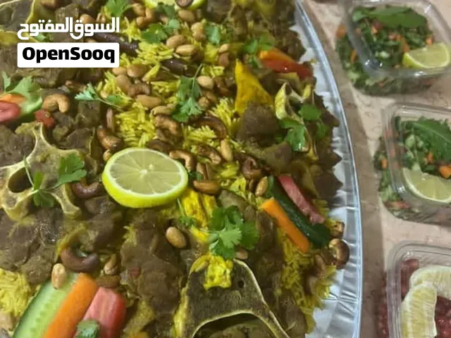 تصميم منشورات سوشيال ميديا للمطاعم والكوفي والصالونات