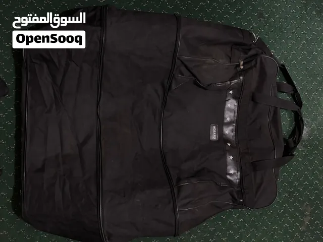 البيع مستعجللللل شنطة سفر قماش قوية وكبيرة جدا وبسعر مايتفووووت