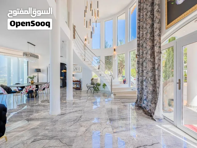 رخام طبيعي ترافرتين ومرمر – ألواح (Slab) – سماكة 2 سم – تشطيب مصقول – جودة فاخرة