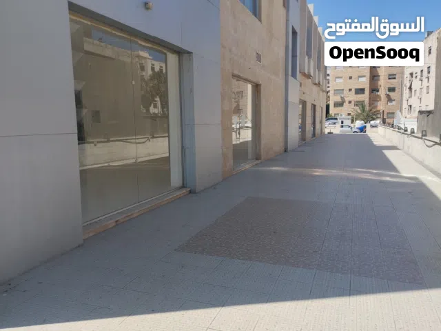 معرض للايجار شارع الجاردنز وصفي التل على شارعين امامي وخلفي