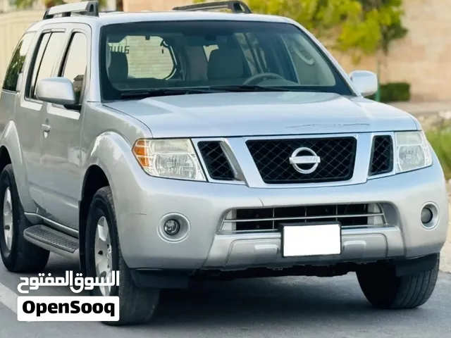 Nissan Pathfinder 2011