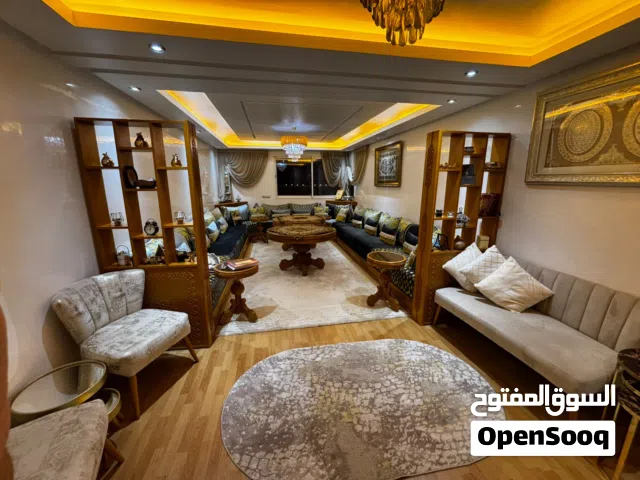 شقة للبيع بإقامة مع مسبح ببوزنيقة