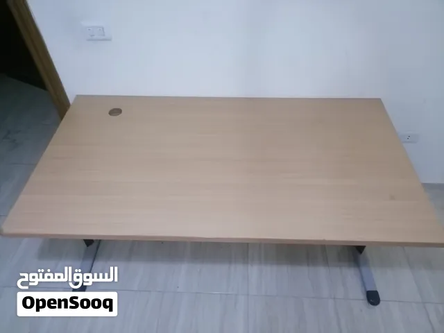 مستلزمات للبيع