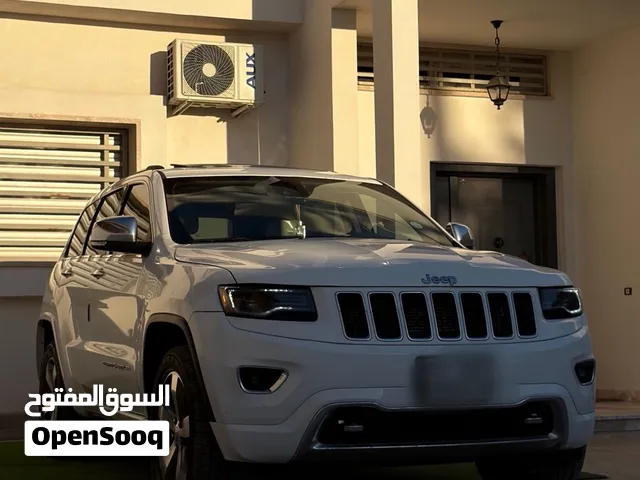 جيب قراند شيروكي اوفرلاند 2015