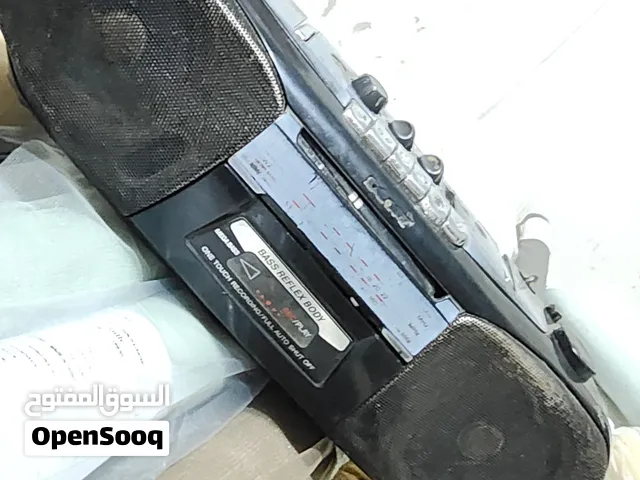 مطلوب ايسي الصوت راديو قديمه او بورده كامله