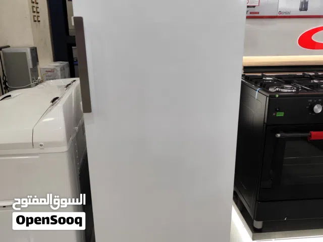 عرض نااار على فريزر بيكو 6 ادراج 215 لتر لون ابيض من شركة نسيم الدادا