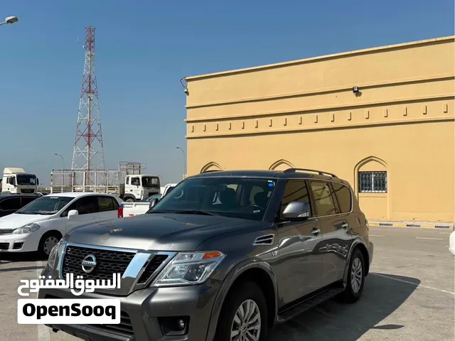 Sedan Nissan in Dhofar