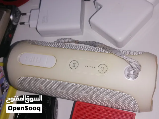 سماعات JBL