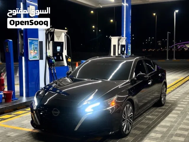 2020 نيسان التيما S
