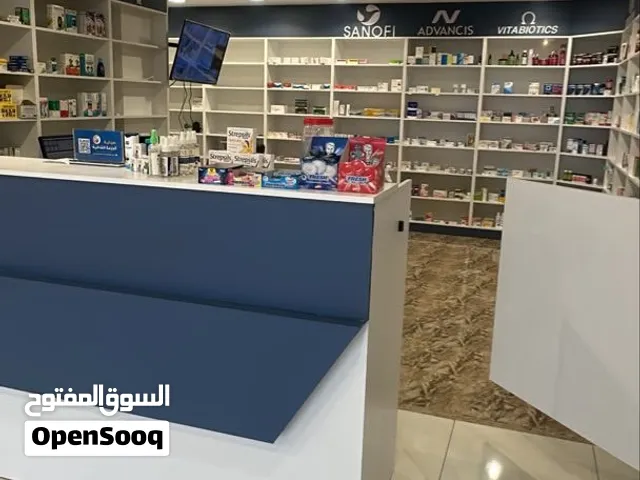 صيدلية جاهزة في بلعون للبيع خلو رجل