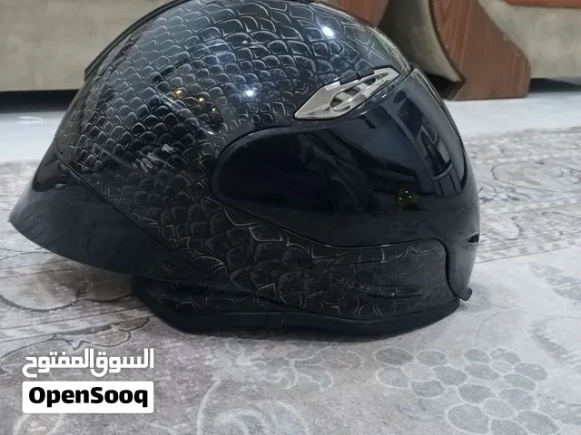 خوذة ماركة سيزر