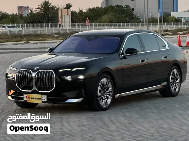 للبيع BMW 735i موديل2024  سيرفيس وكاله  صبغ الوكاله  ضمان الوكاله  شرط الفحص  وكاله البحرين  (مشروط)